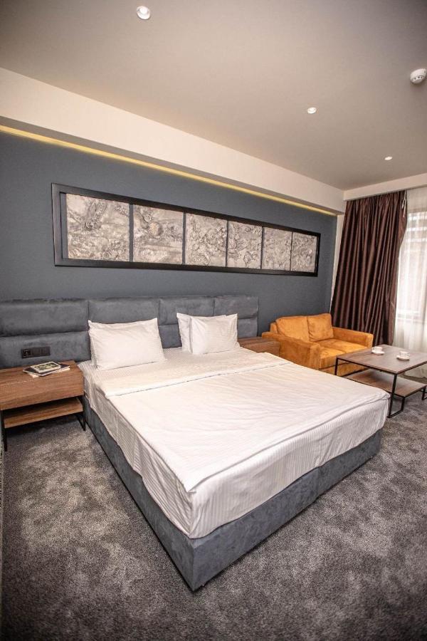 Aparthotel Nor Ekats Erevan Esterno foto